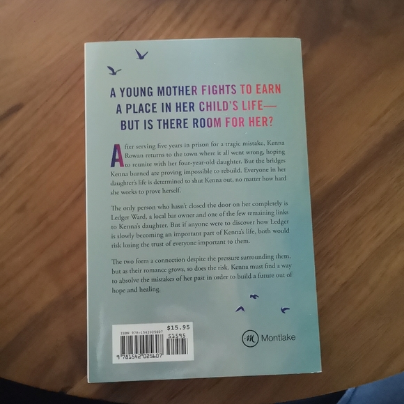 Colleen Hoover. Reminders of him - Picture 2 of 2